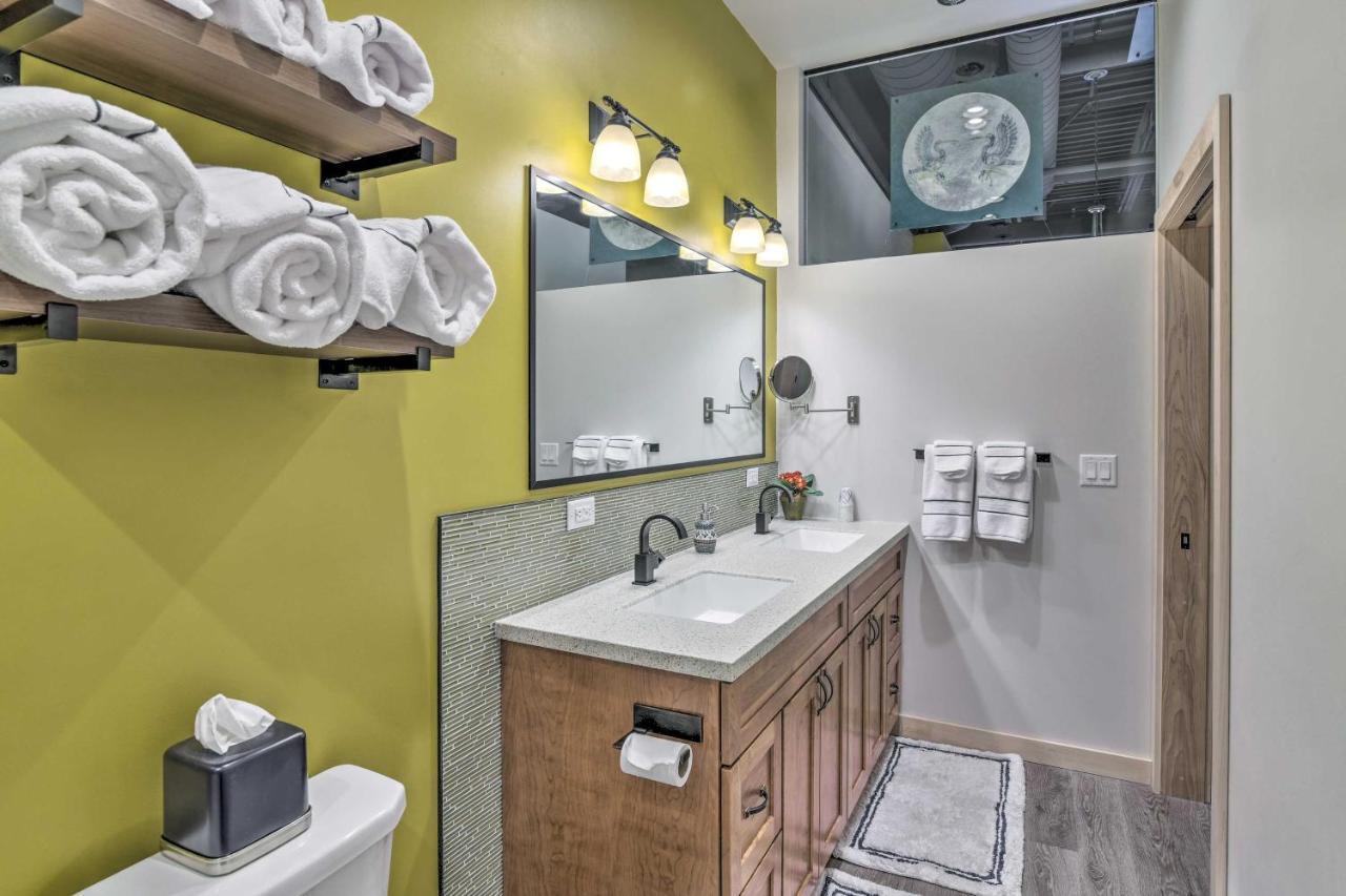 Modern Downtown Apt - Walk To Parks And Cafes! Anchorage Exteriör bild